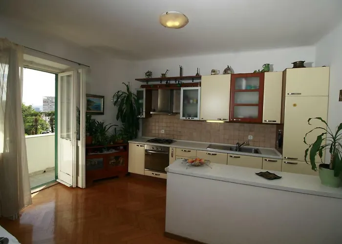 Spacious In The Center *