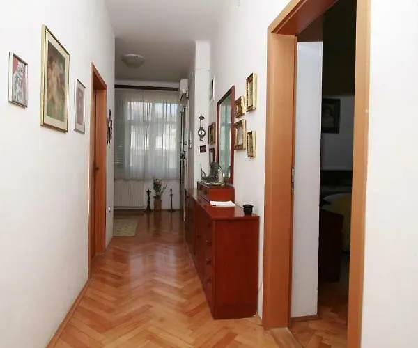 شقة Spacious In The Center *