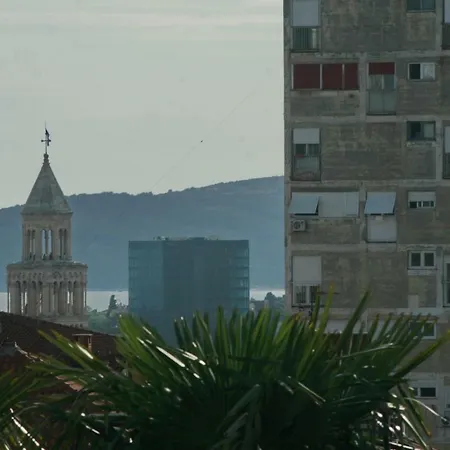 Spacious In The Center Apartman